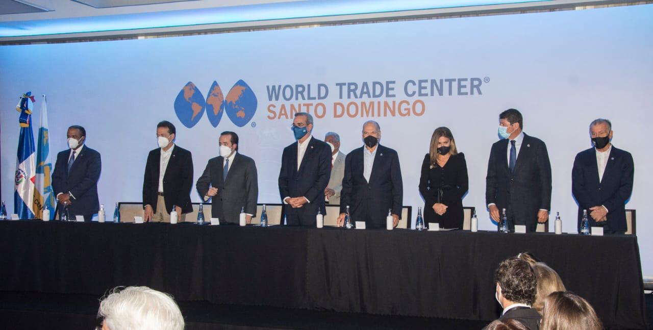 PRESIDENT LUIS ABINADER ACCOMPANIED BUSINESSMAN LUIS EMILIO VELUTINI URBINA ON A TOUR OF THE BLUE MALL WORLD TRADE CENTER